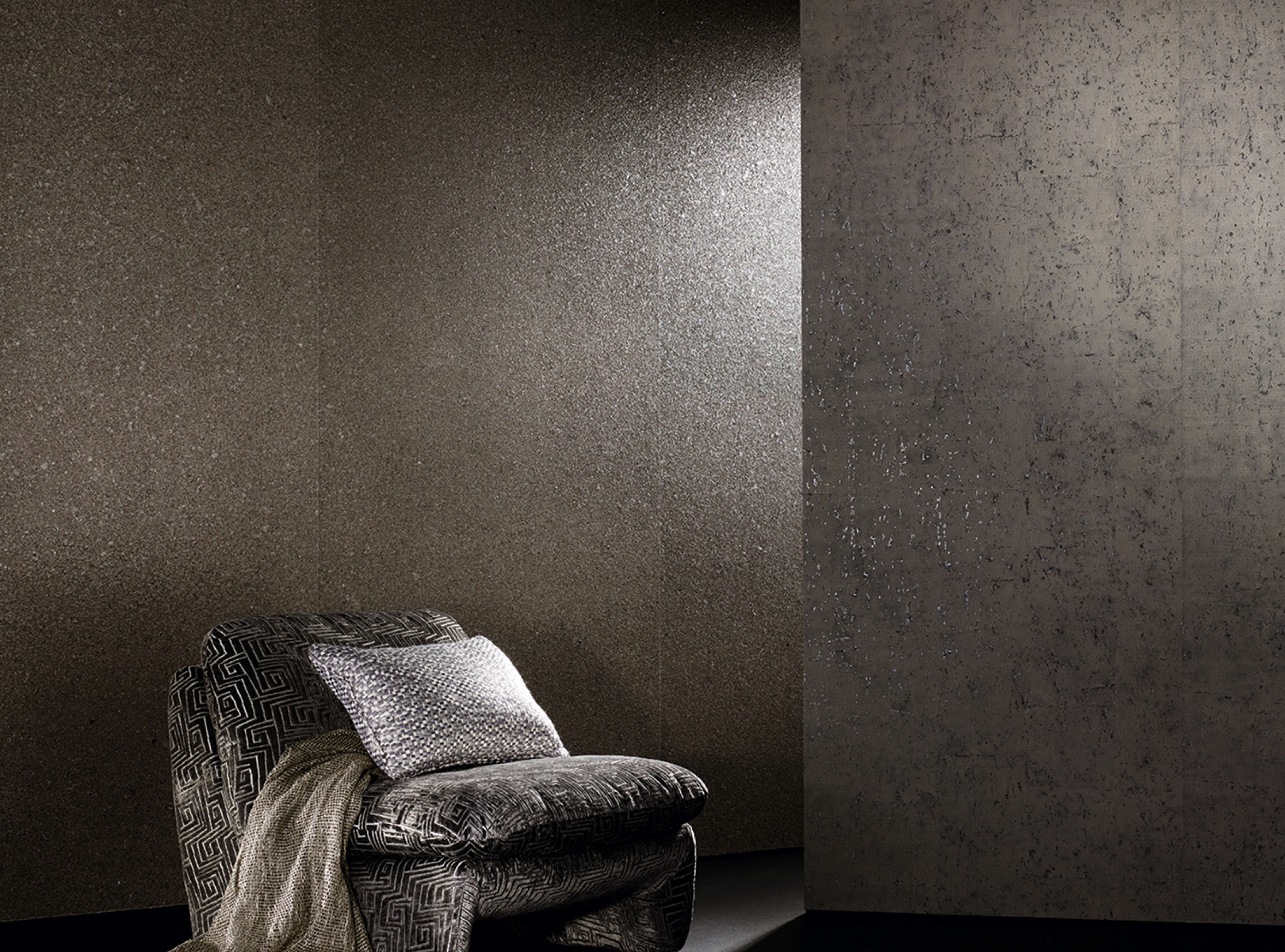 Oolite Foil Wallcovering Smoke Caractère Wallcoverings Textural